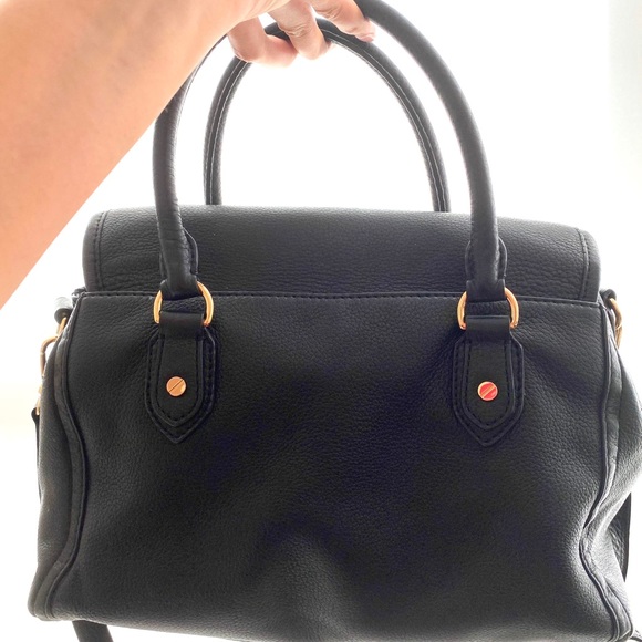 Michael Kors black handbag with strap - Picture 5 of 8